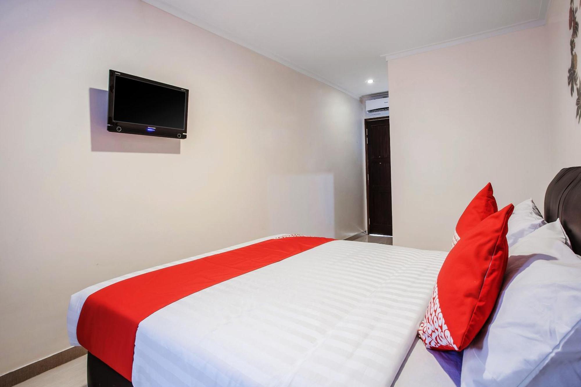 OYO 134 Lg Residence Surabaya Buitenkant foto
